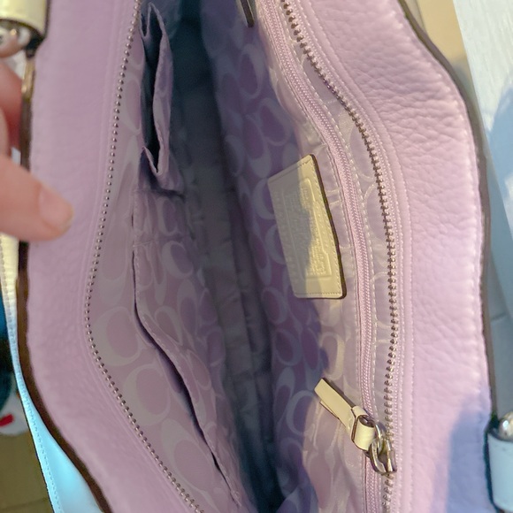 Coach Hampton lilac and Cream satchel - Picture 3 of 3